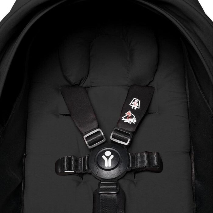 Babyzen YOYO2 Ultra Compact 6+ Stroller - Black / Black - Image 6